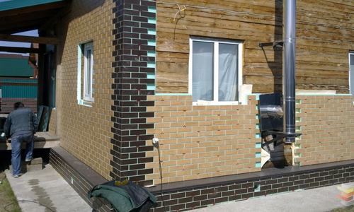 Oblicovka-doma-termopaneljami.jpg