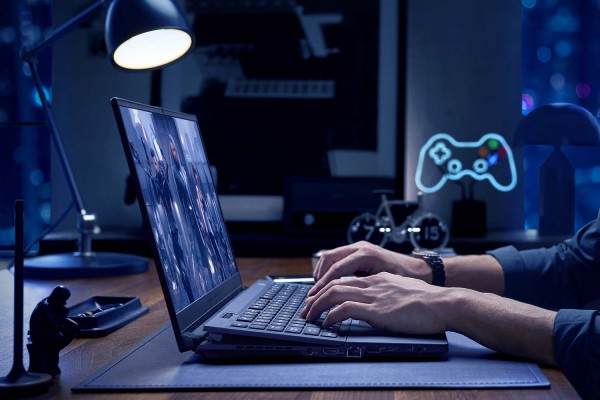 Игровой или бюджетный ноутбук что выбрать в 2023 году для работы и развлечений.jpg